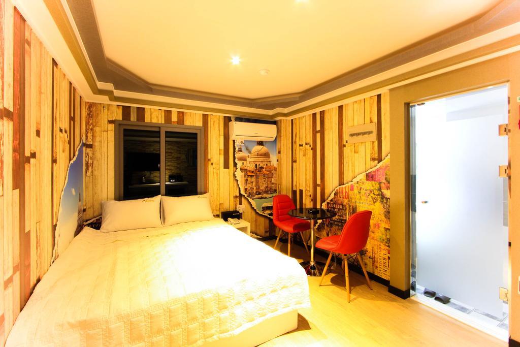 M2 Motel Busan Buitenkant foto