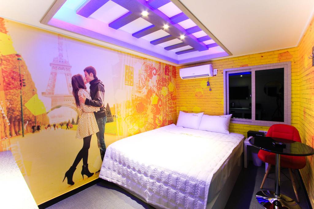 M2 Motel Busan Buitenkant foto