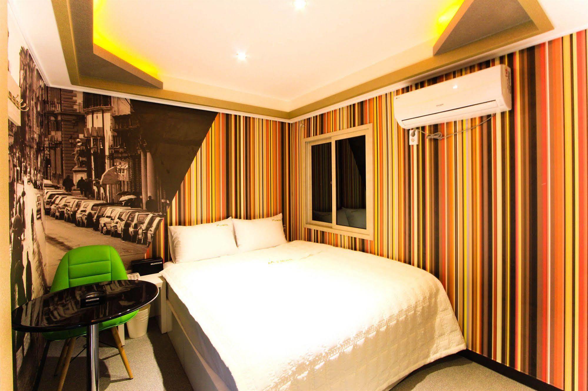 M2 Motel Busan Buitenkant foto